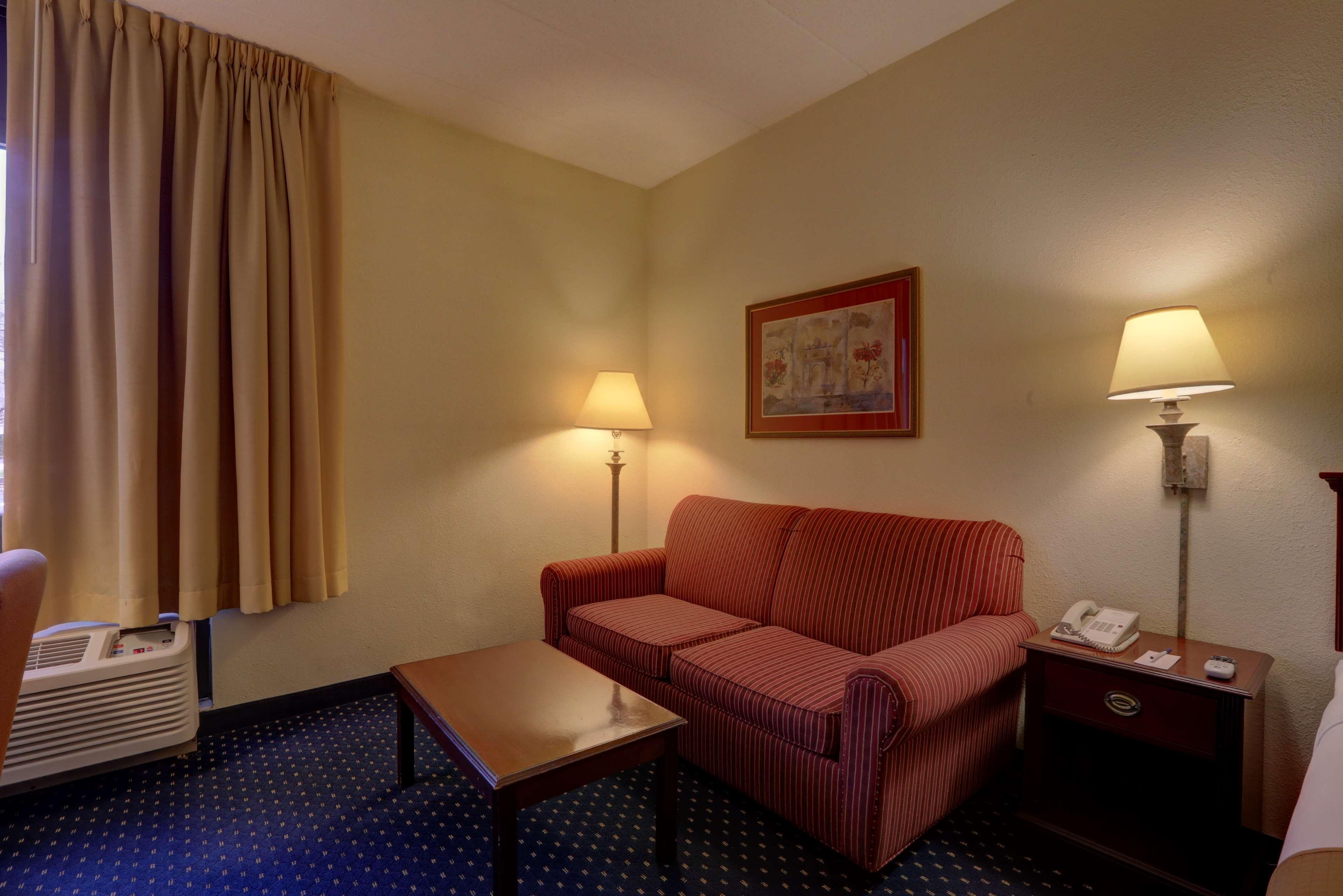Best Western Plus North Odessa Inn & Suites Ngoại thất bức ảnh