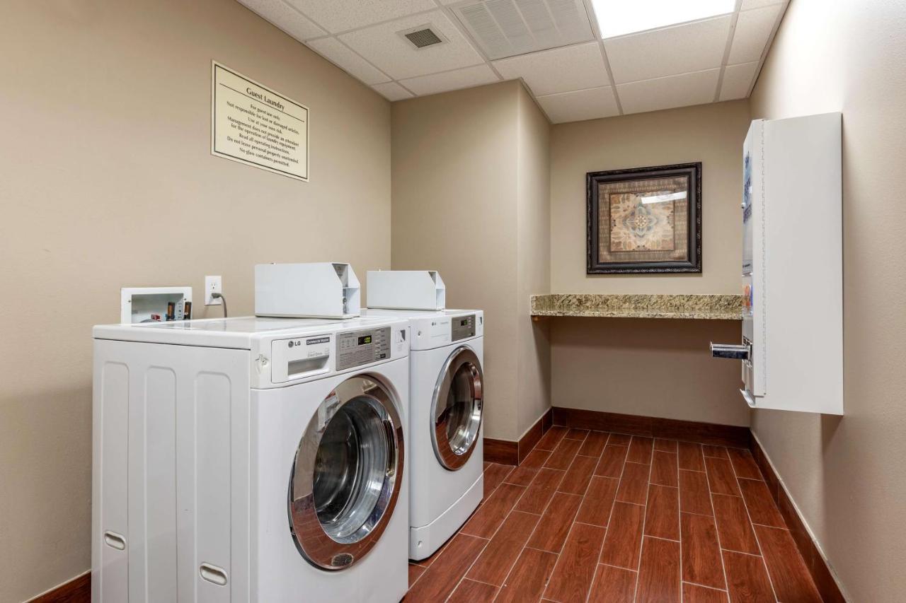 Best Western Plus North Odessa Inn & Suites Ngoại thất bức ảnh